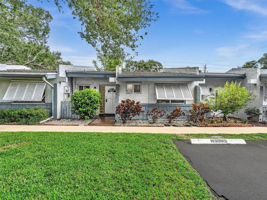 2408 N 35th Avenue, Hollywood