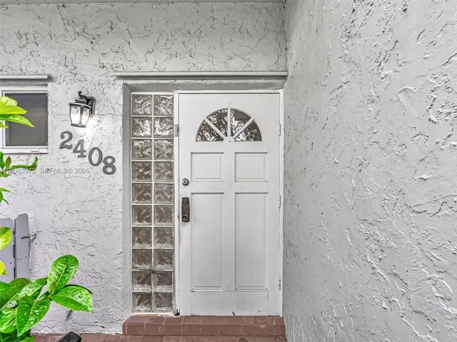 2 of 66 - 2408 N 35th Avenue, Hollywood, FL