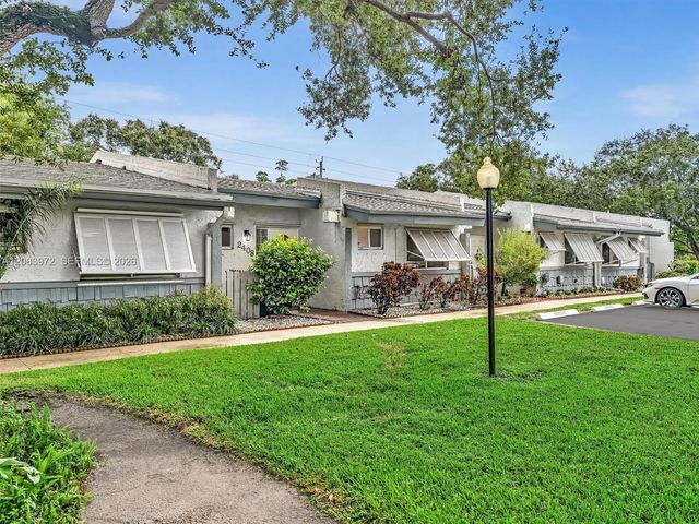 5 of 66 - 2408 N 35th Avenue, Hollywood, FL