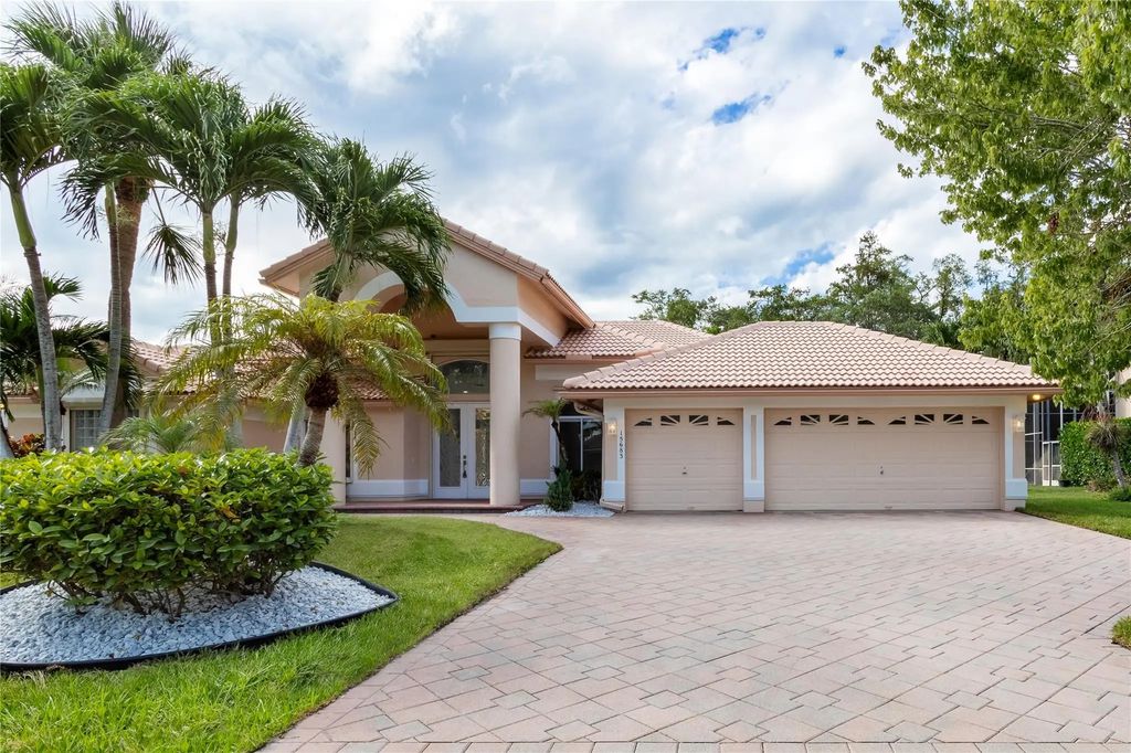 15683 Cypress Park Drive, Wellington