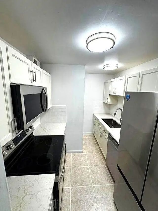 1020 Crystal Lake Drive #103, Deerfield Beach