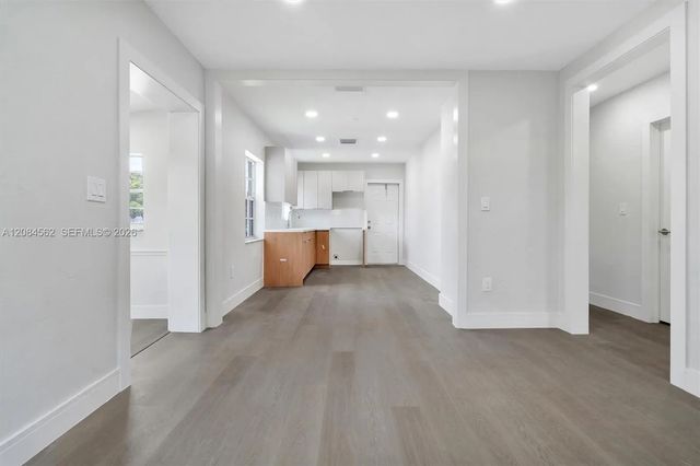 3 of 8 - 1530 Nw 55th Street, Miami, FL