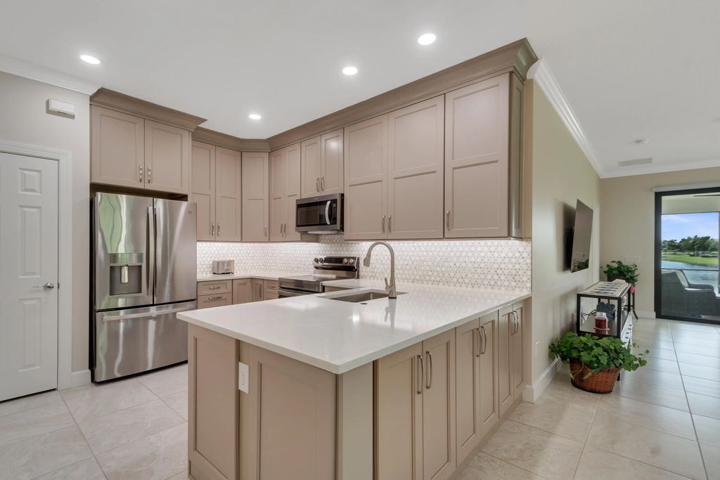 4425 Beauty Leaf Circle, Vero Beach
