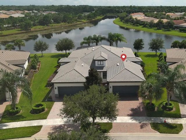2 of 38 - 4425 Beauty Leaf Circle, Vero Beach, FL
