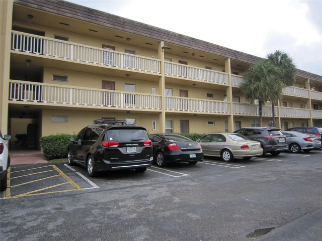 6150 Nw 62nd Street #107, Tamarac