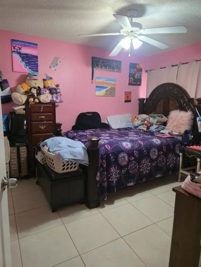 3 of 8 - 3963 Classic Court, , FL