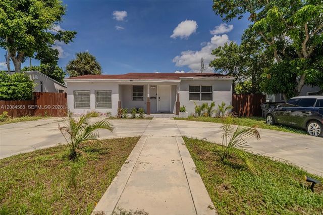 2533 Wiley Street, Hollywood