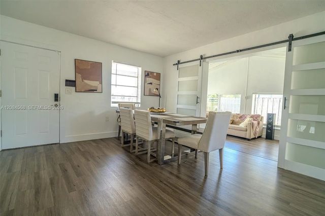 4 of 20 - 2533 Wiley Street, Hollywood, FL