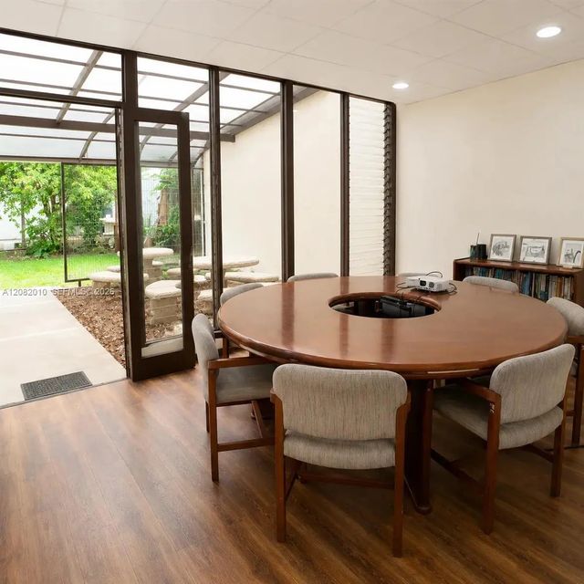 5 of 16 - Costa Rica Costa Rica Costa Rica Barrio Lane #california, , 