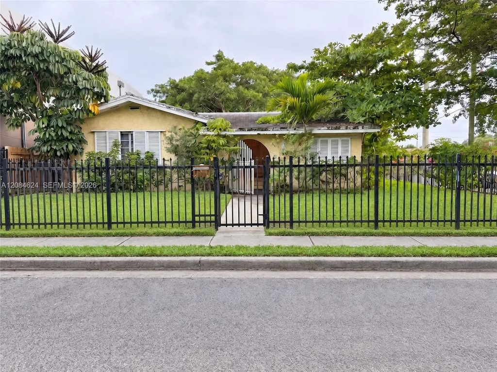 298 Nw 48th Street, Miami