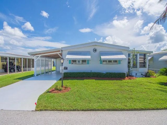 212 Ne Forrest Court, Jensen Beach