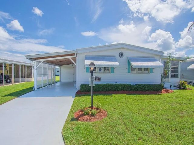 2 of 35 - 212 Ne Forrest Court, Jensen Beach, FL