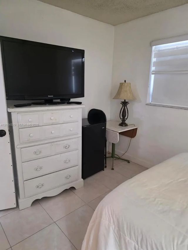 5 of 13 - 3051 E Sunrise Lakes Drive #211, Sunrise, FL
