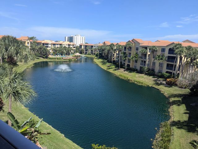 200 Uno Lago Drive #405, Juno Beach