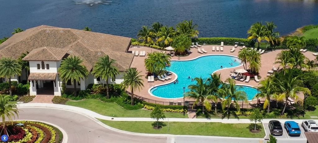 3433 W 92nd Place #3433, Hialeah