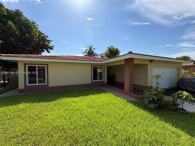 8250 Nw 66th Terrace, Tamarac