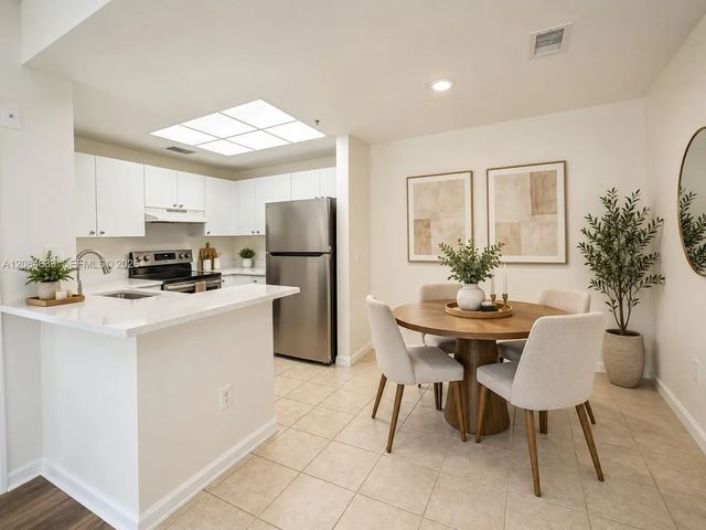 5 of 14 - 2027 Se 10th Avenue #731, Fort Lauderdale, FL