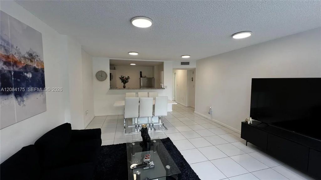 2780 Ne 183rd Street #303, Aventura