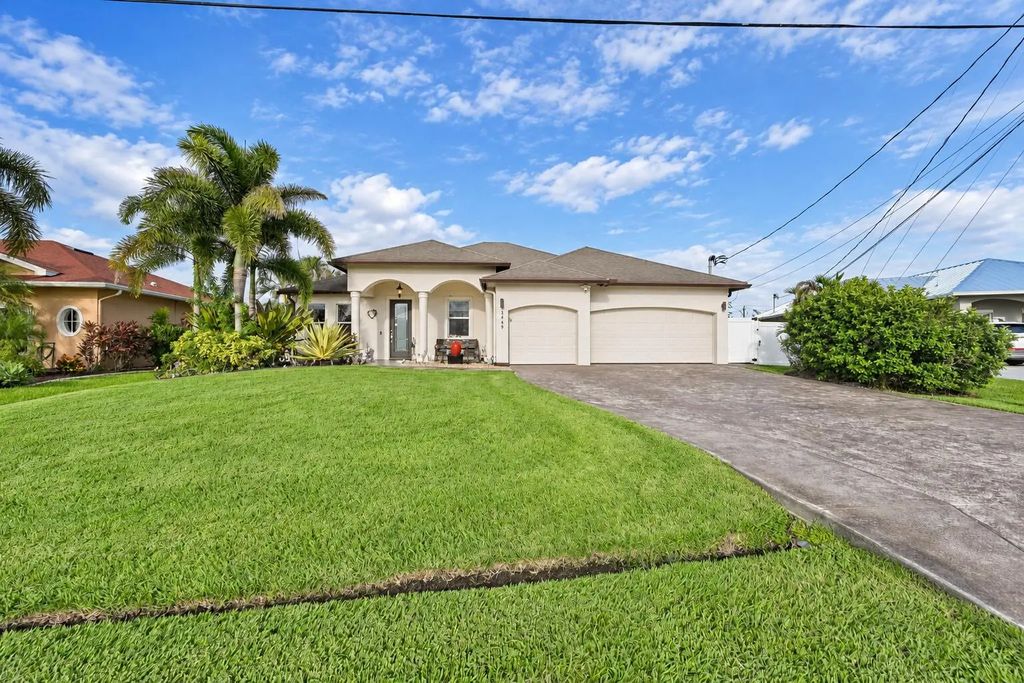 2449 Sw Gay Circle, Port St. Lucie