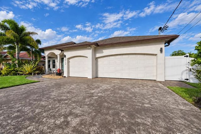 2 of 51 - 2449 Sw Gay Circle, Port St. Lucie, FL