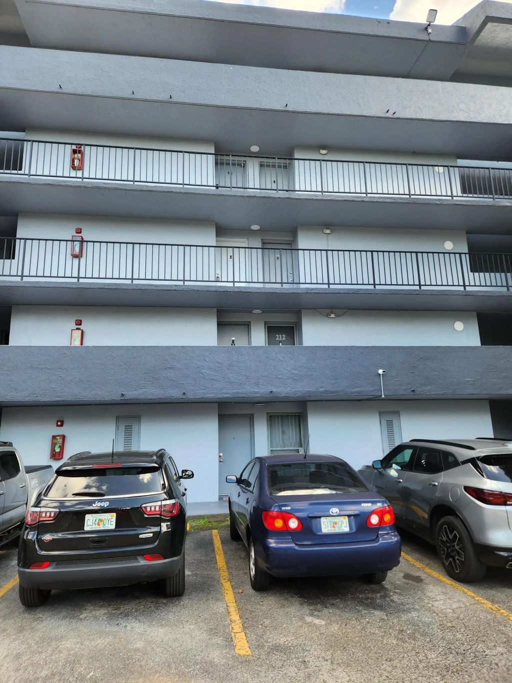 8801 W Flagler Street #407, Miami