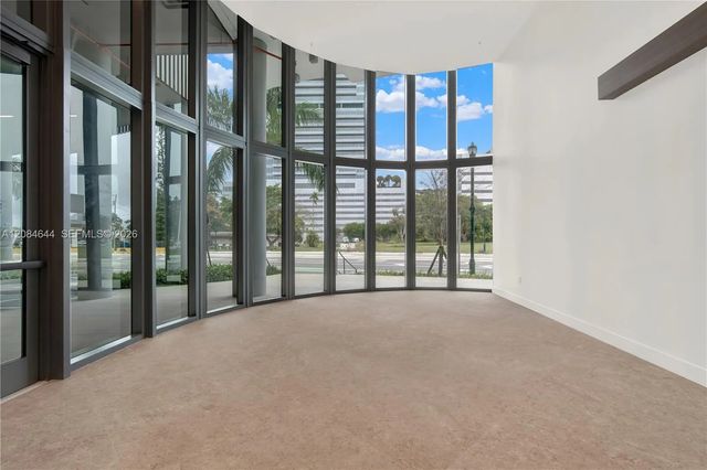5 of 7 - 21290 Biscayne Boulevard #200, Aventura, FL
