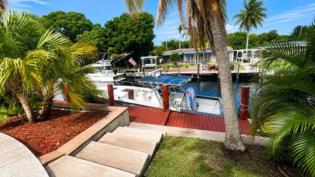 2 of 32 - 2041 Sw 23rd Avenue, Fort Lauderdale, FL