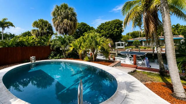 3 of 32 - 2041 Sw 23rd Avenue, Fort Lauderdale, FL