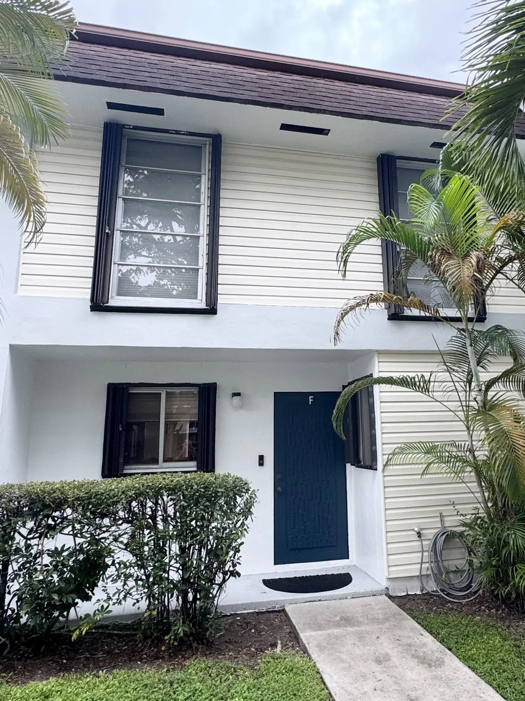 3321 Farragut Street #7f, Hollywood