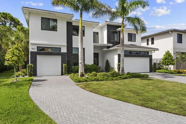 4 of 108 - 18401 Symphony Court, Jupiter, FL