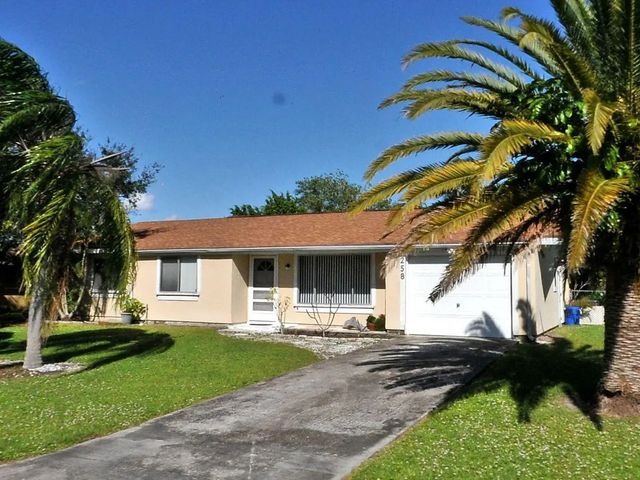 258 Sw Bridgeport Drive, Port St. Lucie