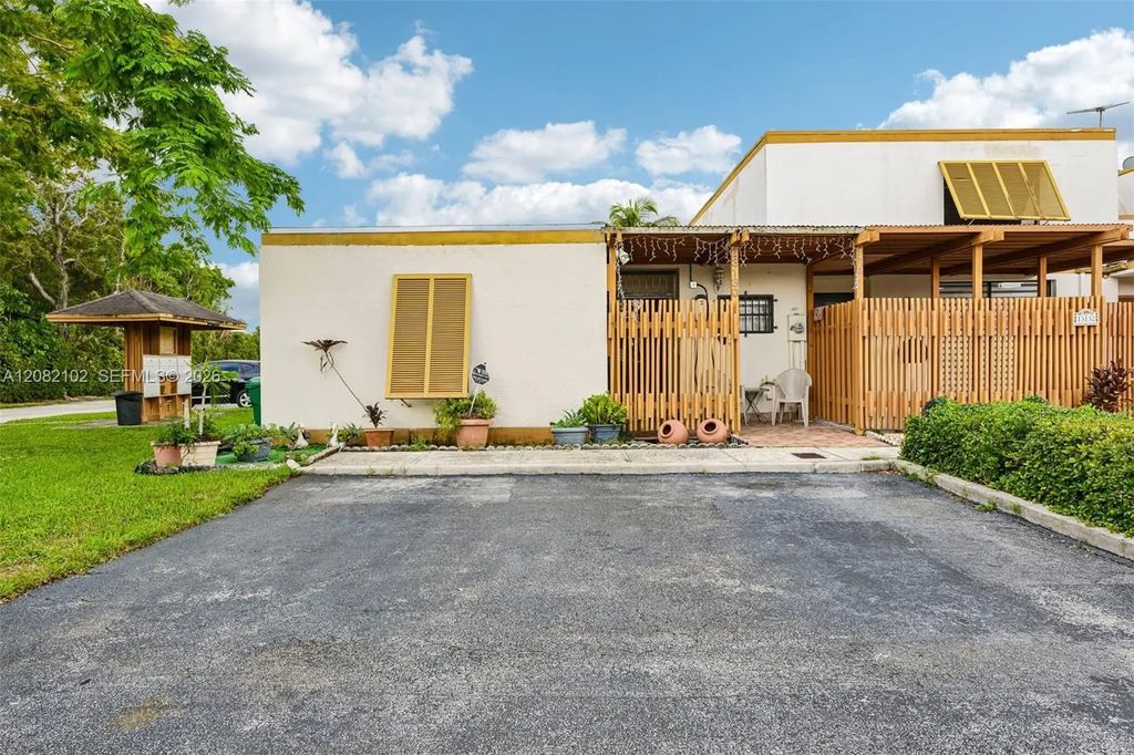 13130 Sw 15th Lane, Miami