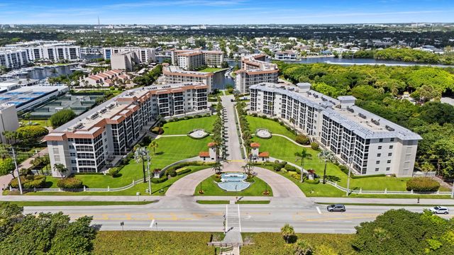 4 of 37 - 2871 N Ocean Boulevard #d210, Boca Raton, FL