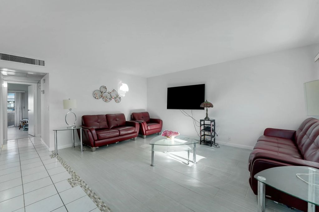 173 Valencia H, Delray Beach