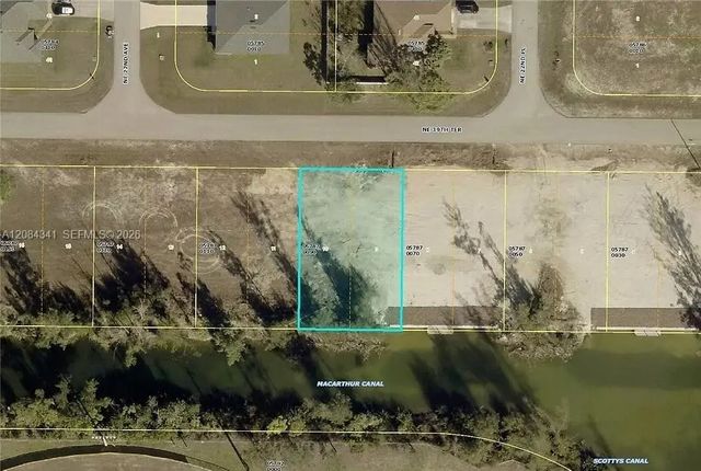 2 of 3 - 2208 Ne 39th Terrace, Cape Coral, FL