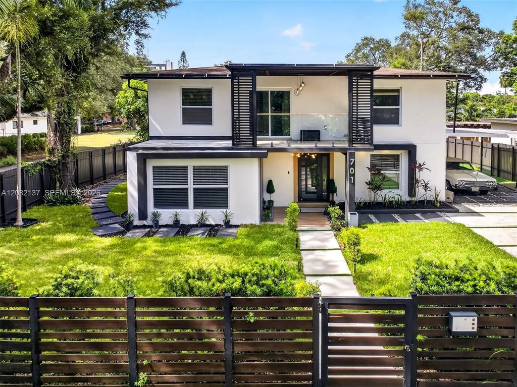 701 Ne 164th Street, Miami