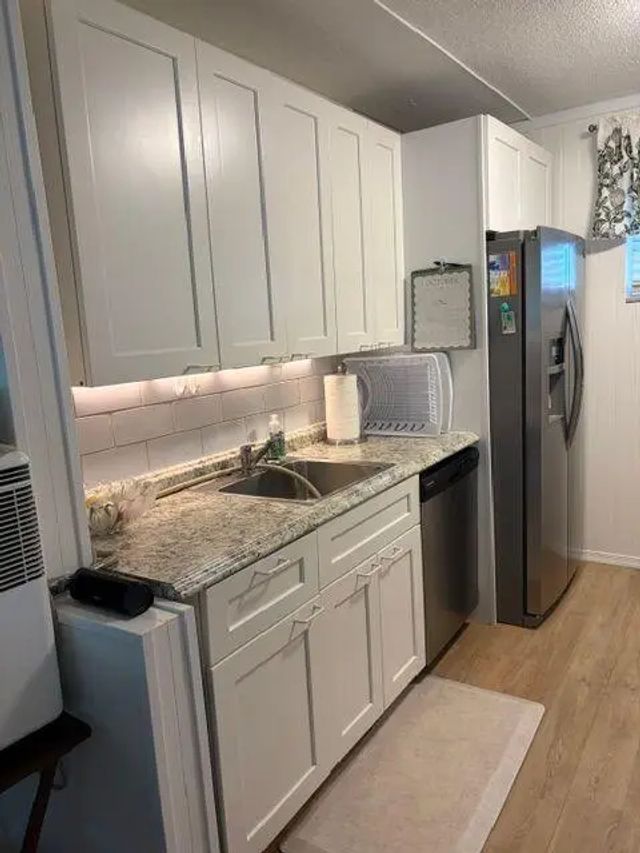3 of 30 - 2566 Garden Drive S #307, Lake Worth, FL