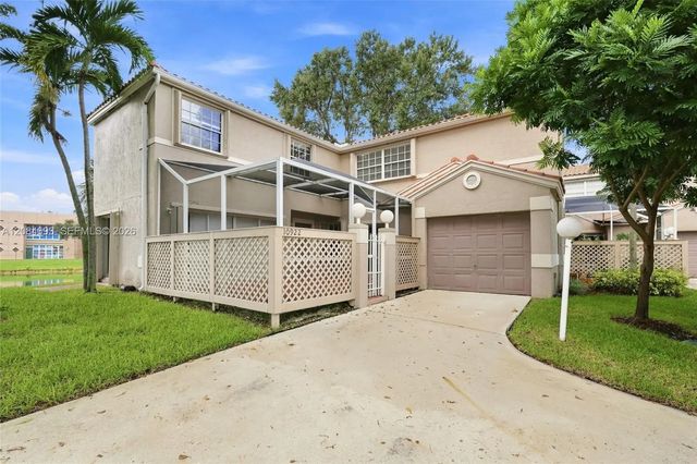 10922 Chandler Drive, Cooper City