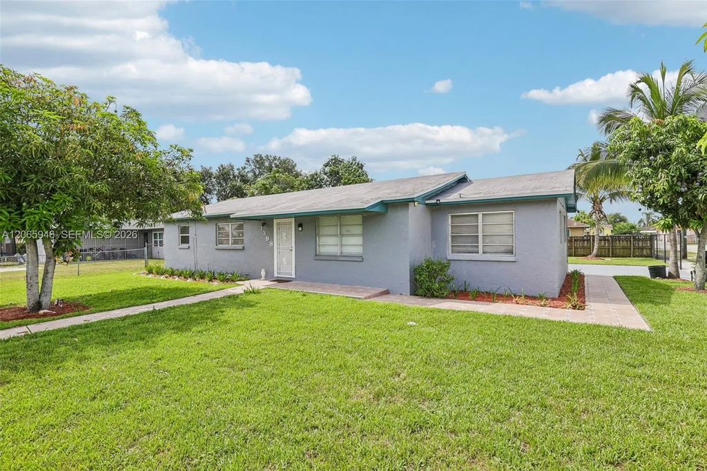 3398 Nw 212th Street, Miami Gardens