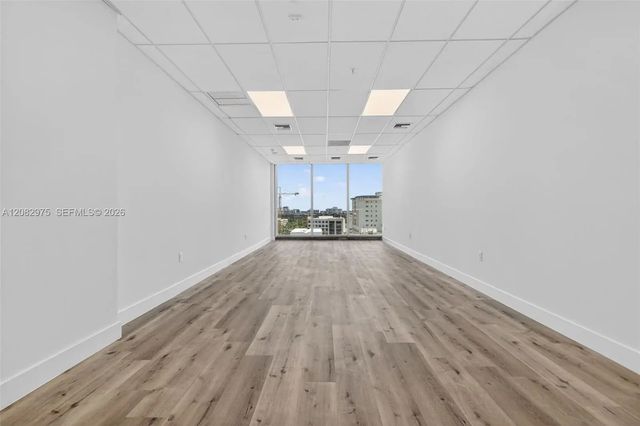 2820 Ne 214th Street #1006, Aventura
