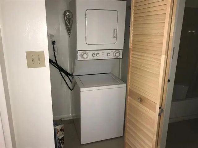 2 of 16 - 5825 Washington Street #40, Hollywood, FL