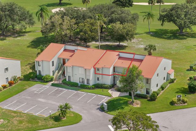 5423 Se Miles Grant Road Se #f-203, Stuart