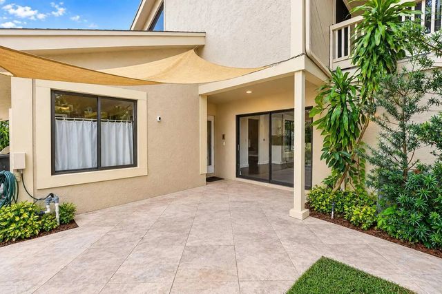 4 of 48 - 7666 Sierra Terrace W, Boca Raton, FL