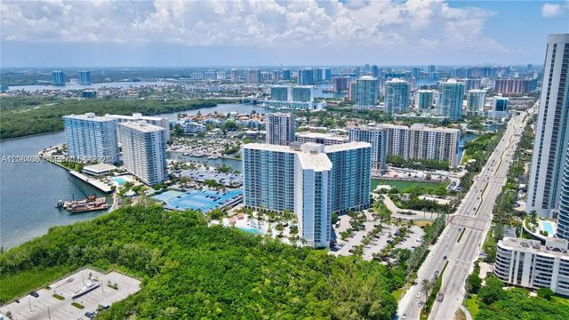 3 of 46 - 100 Bayview Drive #1405, Sunny Isles Beach, FL