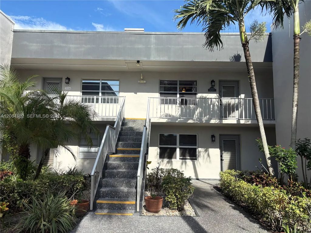 368 Burgundy H #368, Delray Beach