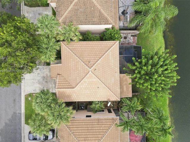 2 of 48 - 10830 Nw 12th Place, Plantation, FL