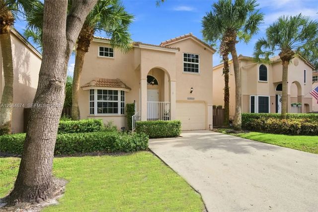 5 of 48 - 10830 Nw 12th Place, Plantation, FL