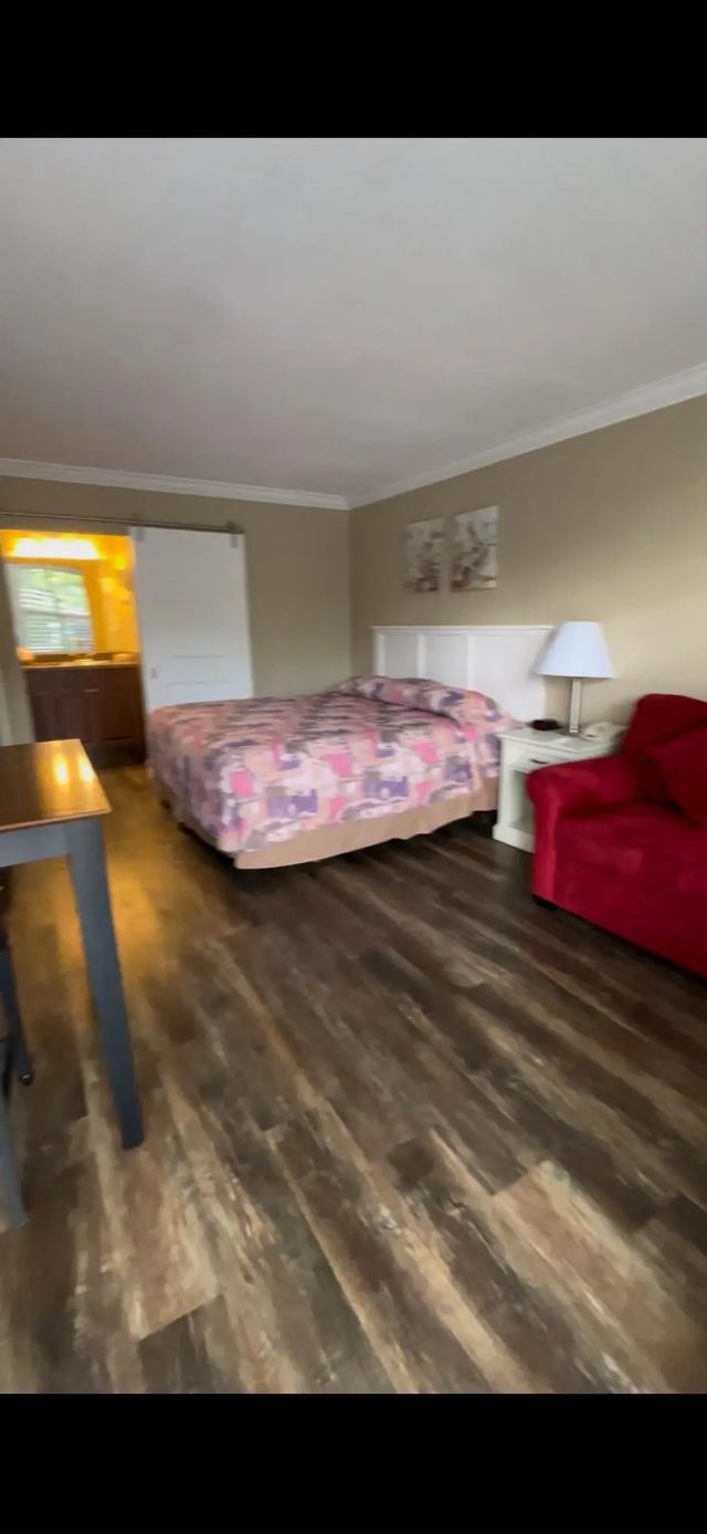 2 of 18 - 2555 9th Street N #152, Naples, FL