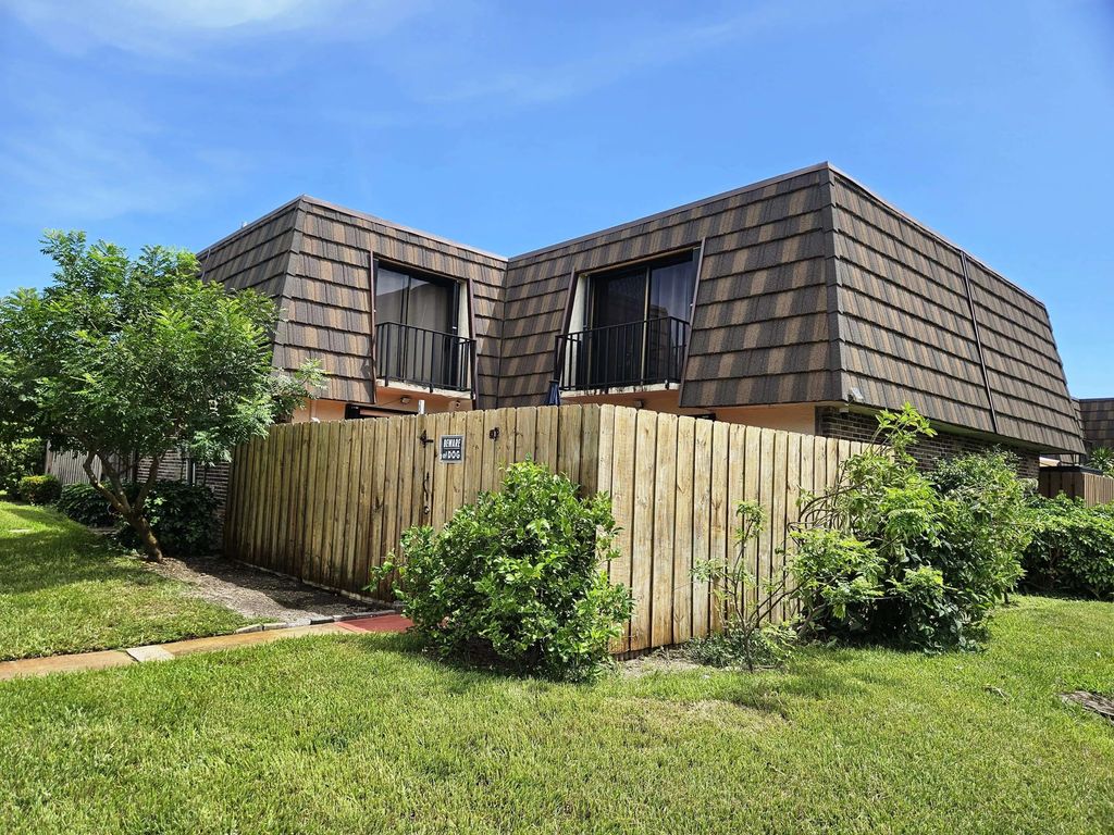 1540 Forest Lakes Circle #d, West Palm Beach
