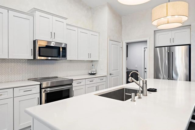 4 of 22 - 1002 Sw Jacqueline Avenue, Port St. Lucie, FL